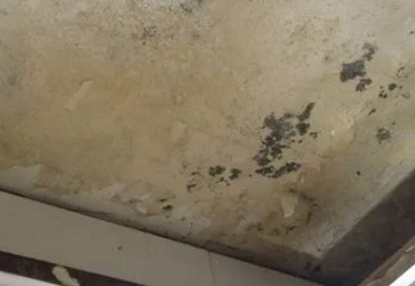 道县阳台漏水维修公司分享下道县卫生间渗水维修需要注意哪些问题。